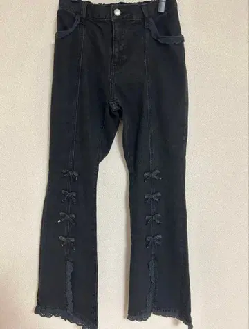 메리제니 ribbon 슬림 플레어 데님 팬츠