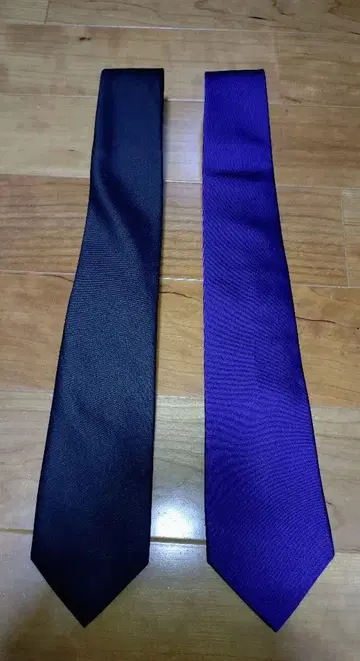 새상품급 쉽스 힐튼 솔리드 넥타이 실크 100% 무지 2개