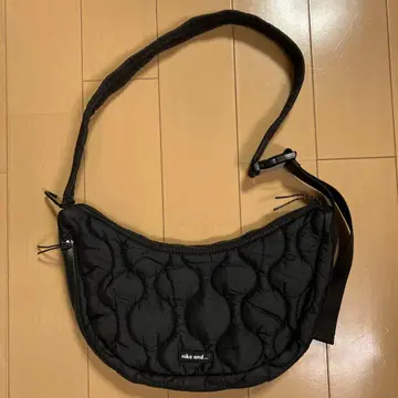 익명 배송 niko and - 니코앤드 오리지널 월형 퀼트 숄더백