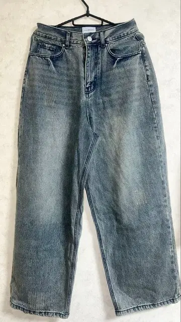 FILLUMINATE 데미지 워시드 데님 팬츠 벌룬 실루엣