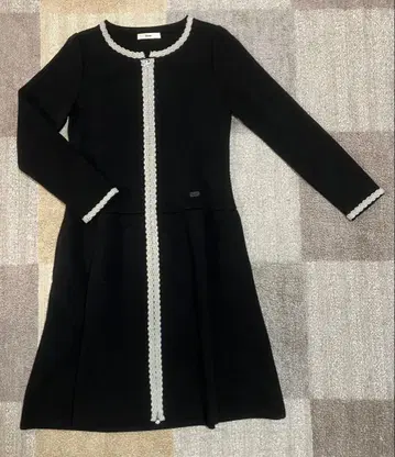 르네 니트 원피스