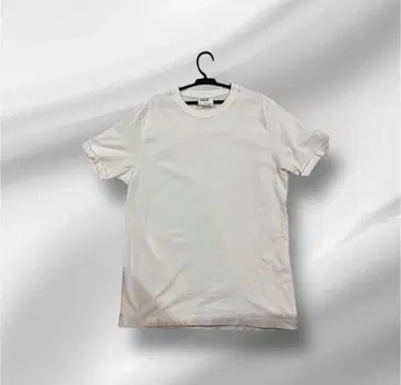 FFFFFFT M 화이트 티셔츠 요시다 에이사쿠 모델 새상품급