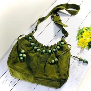 올리브 그린 스웨이드풍 숄더백