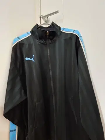 PUMA 스트라이프 저지 블랙/색스 블랙 스카이블루 L-O