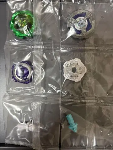 골렘 락 메탈 코트: 그린 샤크 길