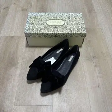 RANDA 블랙 플랫슈즈