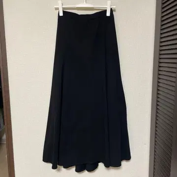 블랙 플레어 스커트 허리밴딩