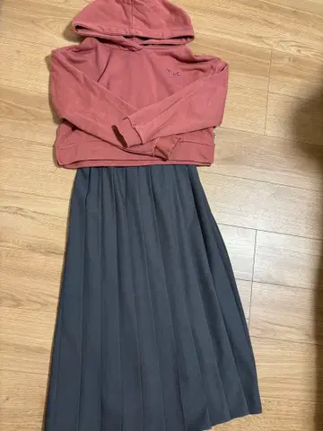 미사용 새상품 cohina 버튼 벨트 플리츠 스커트 그레이 XS 덤 포함