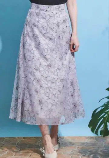 [ 최종 가격 인하 ] 노엘라 플라워 자수 튤 스커트