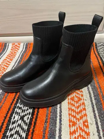 새상품급 MARECHAL TERRE 사이드 고어 부츠 통굽 23.5cm