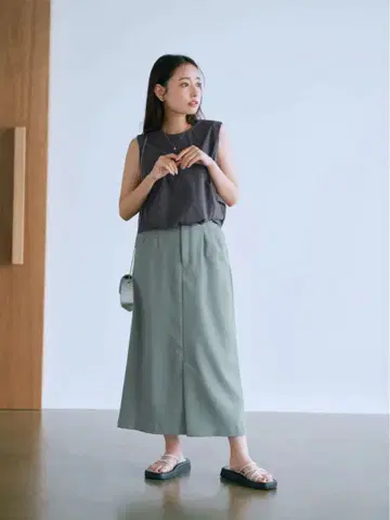 코히나 cohina 사이드 버클 I 라인 스커트