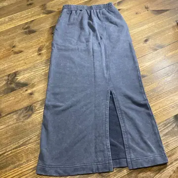 LE CERCLE 슬릿 그레이 롱 스커트