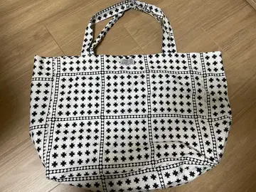 House on the Hill 토트백 하우스온더힐