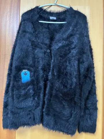 퍼펫 스 오버 사이즈 가디건 블랙 M 사이즈 GU