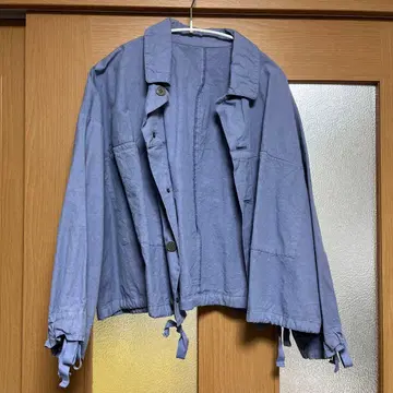 연한 파랑 버튼 달린 자켓 네스트로브 nestRobe