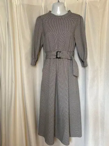 그레이 체크 무늬 긴팔 원피스