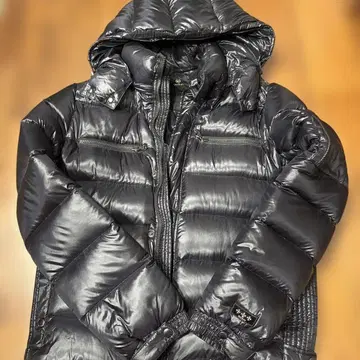 TATRAS 후드 부착 블랙 다운 자켓