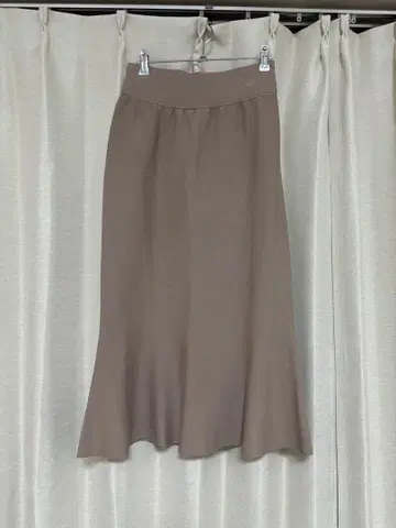 러그나무 문 베이지 플레어 스커트 S 사이즈