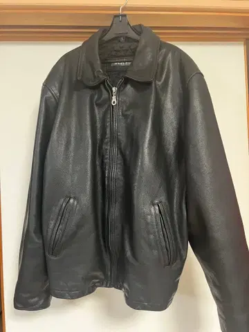 블랙 가죽 자켓
