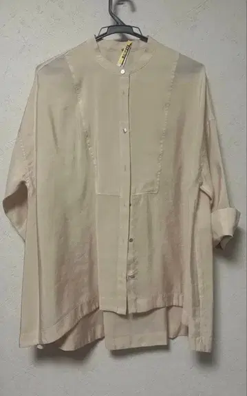 ACUTA 블라우스 여리여리해 보이는 액타