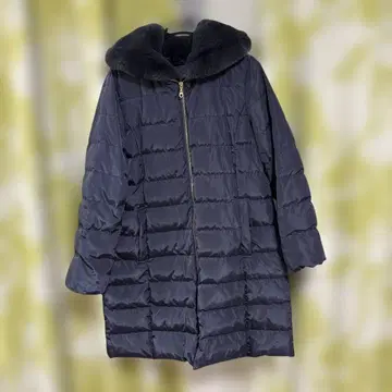 새상품급 퍼 옷깃 다운 롱 코트 L 사이즈