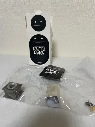 Beautiful Shadow 캡슐 토이 그라니프