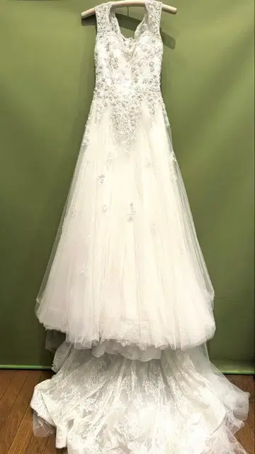 [ 새상품급 ] 웨딩 드레스 Lusan Mandongus 9호