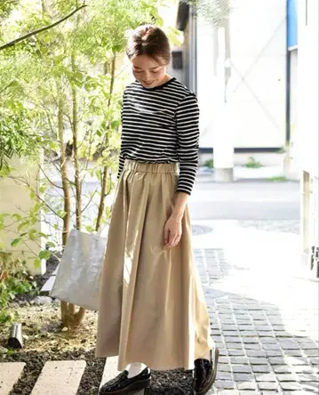 OURHOME 주름이 잘 가지 않는 롱 스커트 베이지