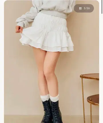 다리치 셔링 프릴 미니 스커트 화이트