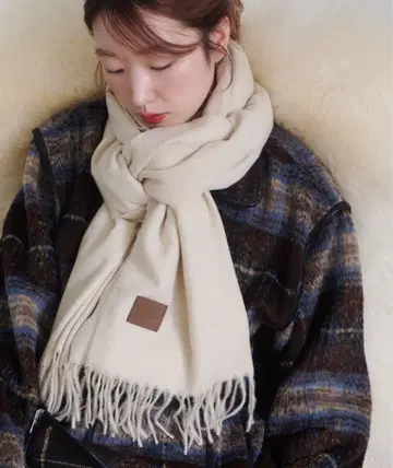 Kastane 카스타네 트윌 머플러 아이보리