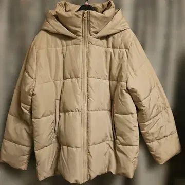 베이지 다운 자켓 L 사이즈