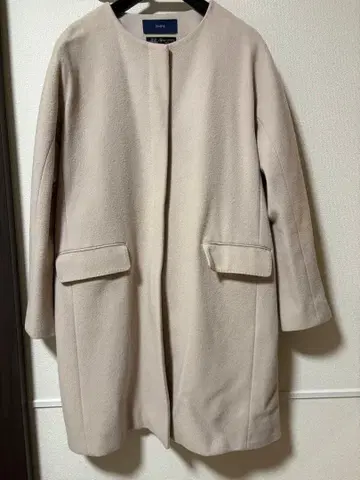 [ SHIPS ] 베이지 노카라 코트