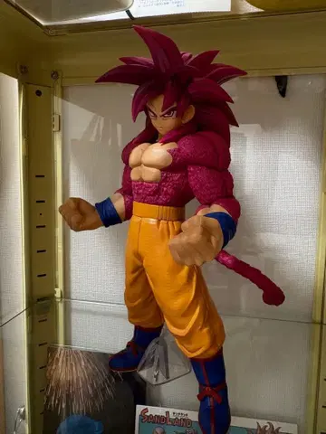 제일복권 드래곤볼 손오공 초사이어인4 피규어