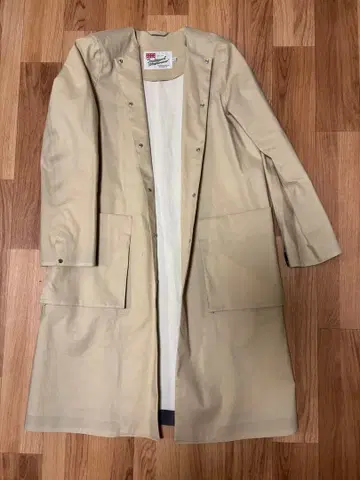 Traditional Weatherwear 베이지 스프링 코트