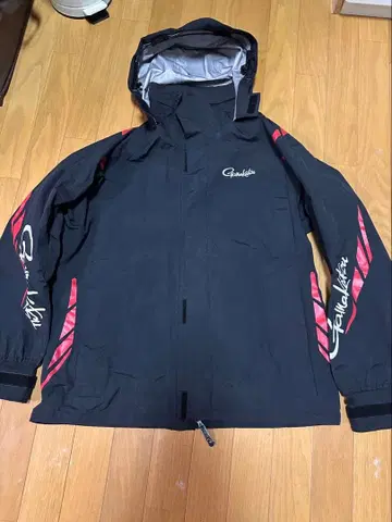 Gamakatsu 우비 블랙/레드