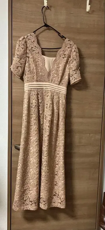 릴리 브라운 포멀 원피스