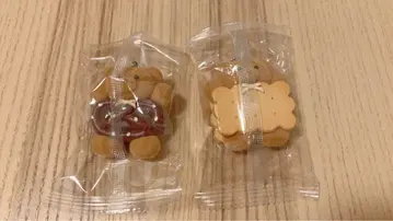 메이리 파라 마스코트 볼체인 가챠 버터 샌드 프레첼