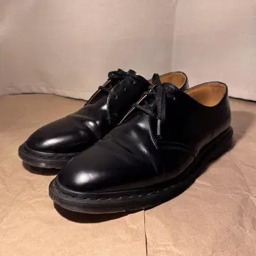 닥터마틴 ARCHIE II 3 홀