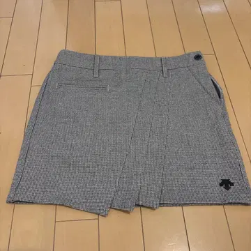 데상트 골프 스커트 S