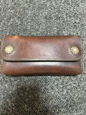 랄프 로렌 브라운 가죽 장지갑 버튼 포함