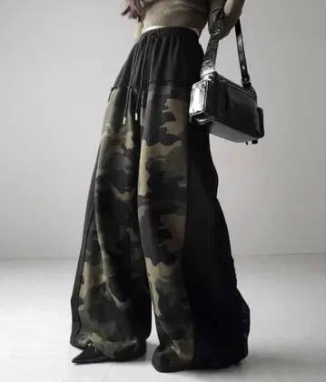 me+em select 카모플라주 도킹 밀리터리 와이드 스웨트 팬츠