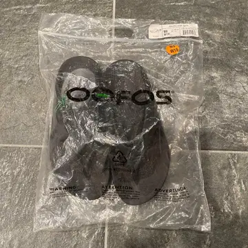 OOFOS 샌들 블랙 W10