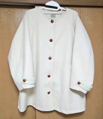 사만사 모스모스 노카라 코트