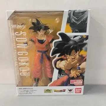 피규아트 드래곤볼 손오공 -지구에서 자란 사이어인- 약 140mm