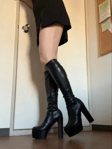 블랙 10cm 힐 슬림 레그 롱 부츠