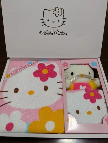 헬로키티 타월 봉제 인형 행거 세트