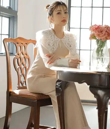 eimy 레이스 칼라 콤비 니트 원피스