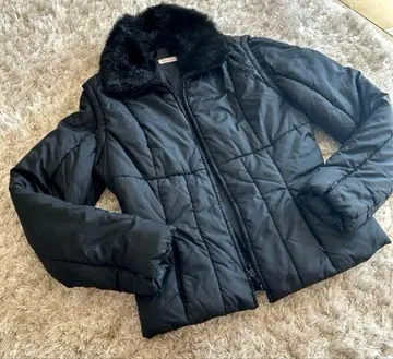 2way MAX&Co. 블랙 퍼 포함 다운 자켓 소매 탈부착 베스트