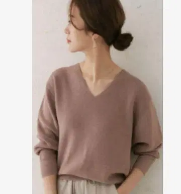DOORS 코튼 골지 V넥 니트 스모크 핑크