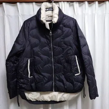 바이컬러 다운 자켓 L 사이즈